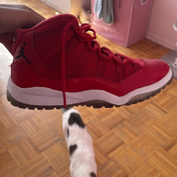 Jordans - Picture 3 of 4